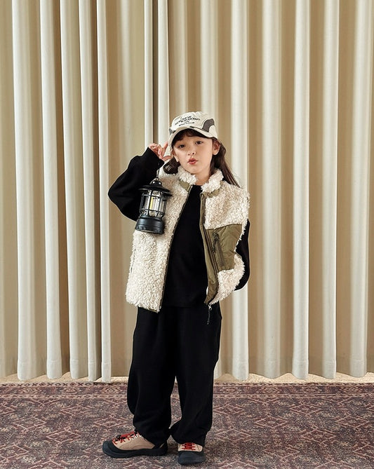 【100-160cm】ボアフリース ジップベスト