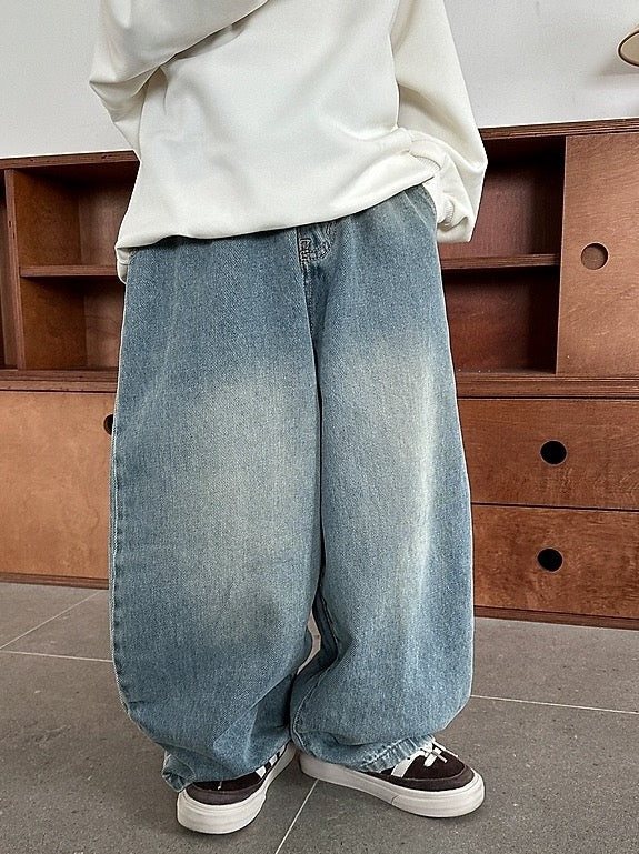 【100-160cm】バックポケット ワイドジーンズ