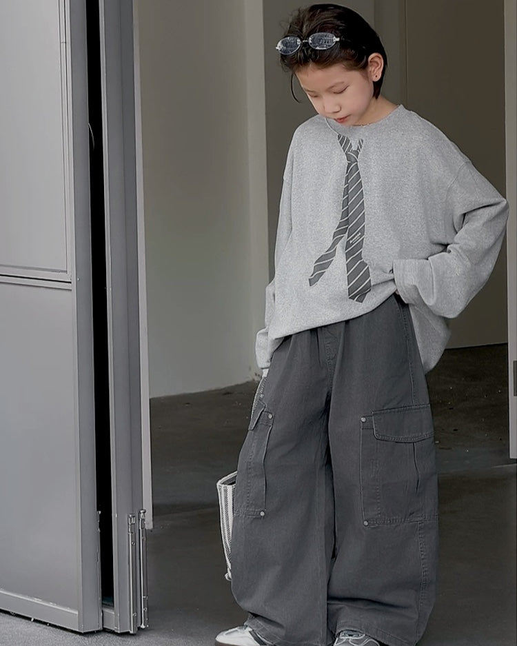 ネクタイプリント オーバーサイズ長袖Tシャツ｜110-160cm