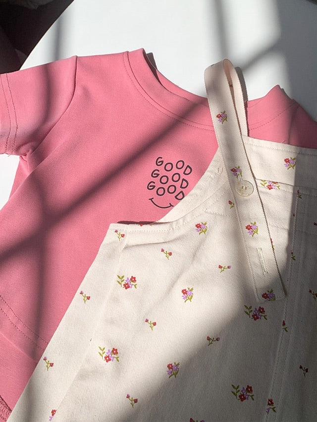 【90-150cm】小花柄 ジャンパースカート / Good スマイル Tシャツ