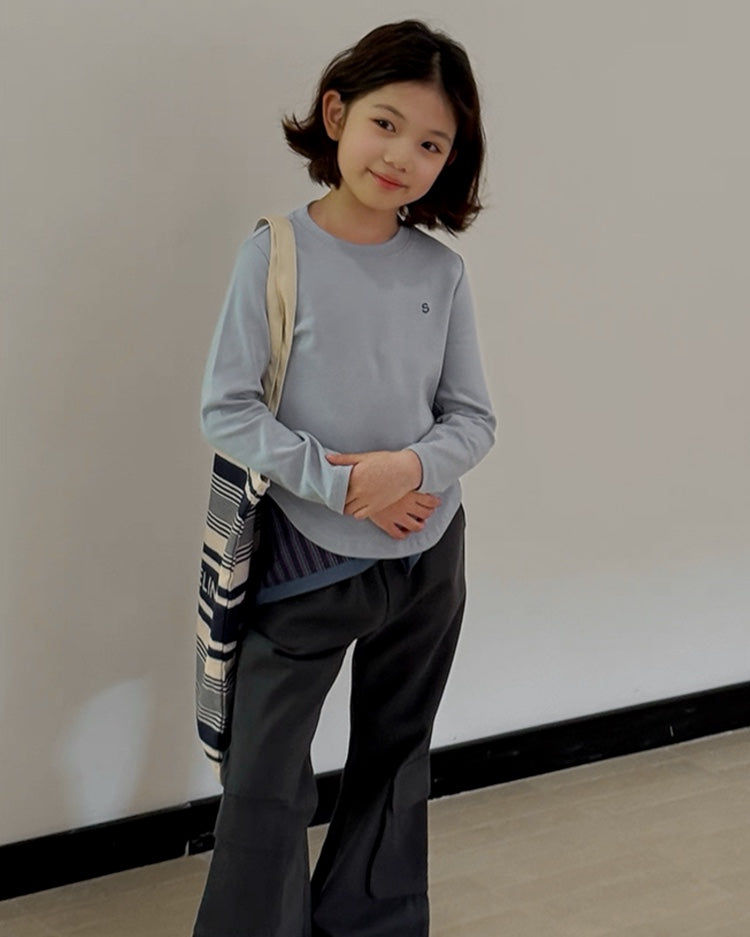 【110-160cm】親子お揃い ワンポイント 長袖Tシャツ｜全4色