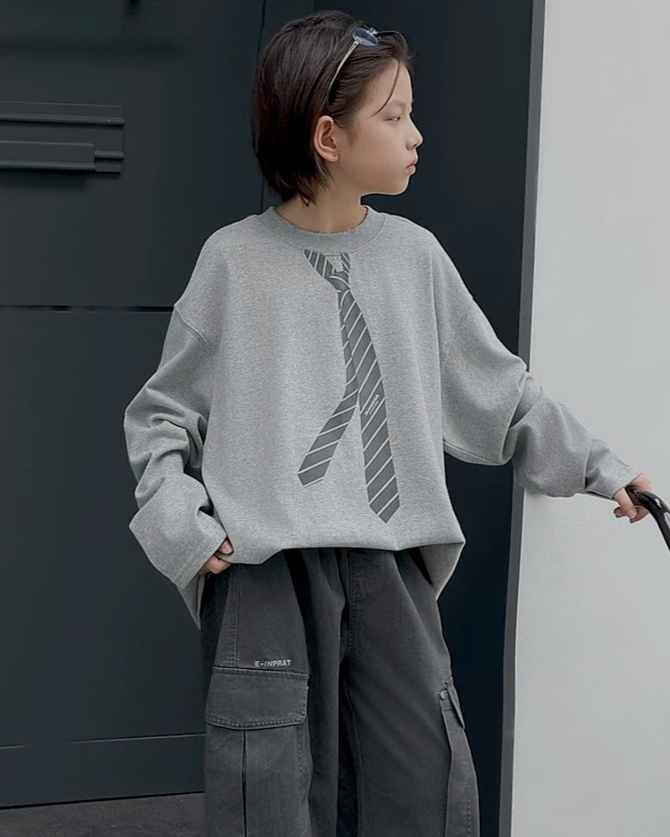 ネクタイプリント オーバーサイズ長袖Tシャツ｜110-160cm