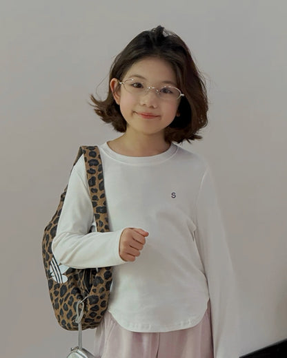 【110-160cm】親子お揃い ワンポイント 長袖Tシャツ｜全4色
