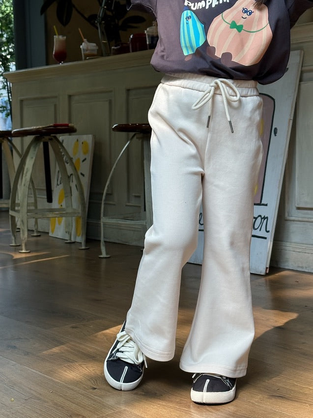 【90-160cm】裾フレア スウェットパンツ