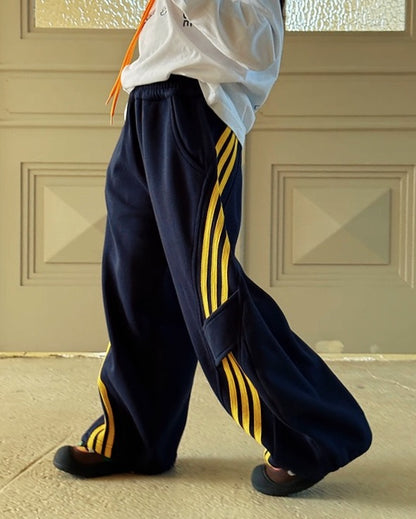 【100-160cm】サイドライントラックパンツ