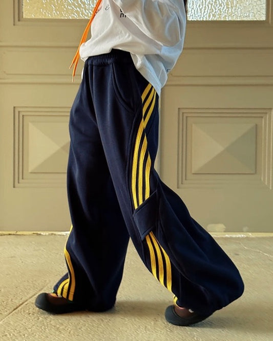【100-160cm】サイドライントラックパンツ