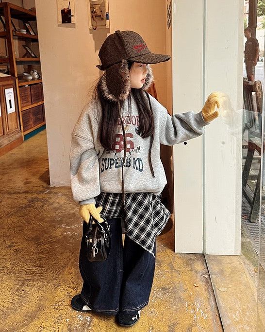 【100-160cm】カレッジ風プリント 裏ボアスウェットプルオーバー