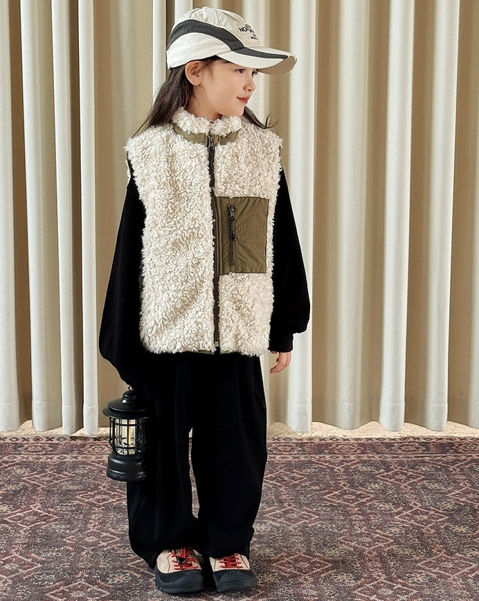 【100-160cm】ボアフリース ジップベスト